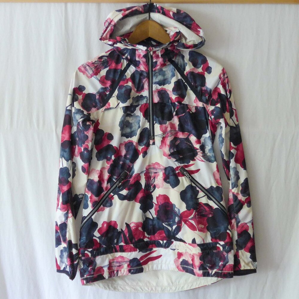 Lululemon Women 4 Miss Misty Pullover